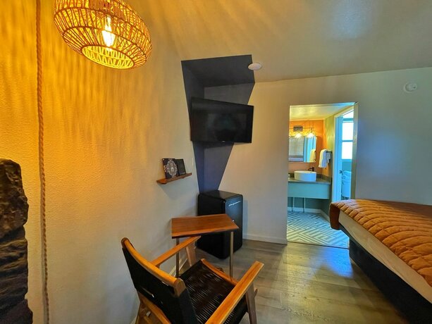 Imagen general del Hotel Sessions Retreat and. Foto 1