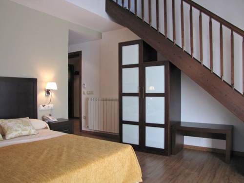 Imagen de la habitación del Hotel Sesué. Foto 2