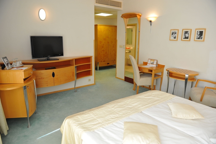 Imagen de la habitación del Hotel Set. Foto 11