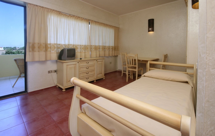 Imagen de la habitación del Hotel Setar. Foto 10