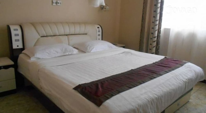 Imagen de la habitación del Hotel Setavin. Foto 19