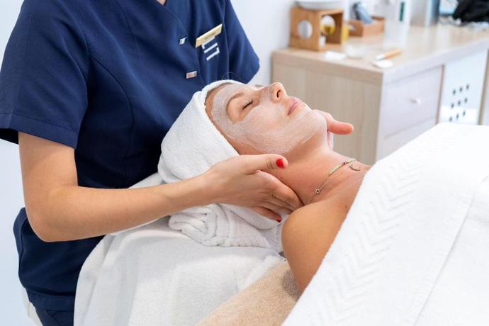 Imagen de los interiores del Hotel Seth 55 Santo Tomas. Foto 10