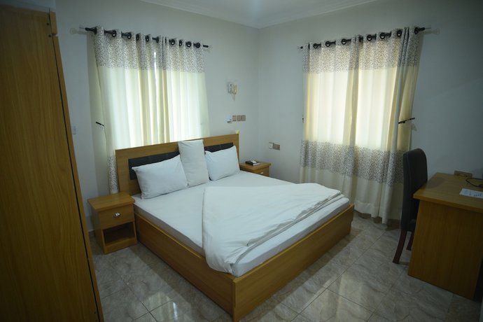 Imagen de la habitación del Hotel Seth. Foto 10