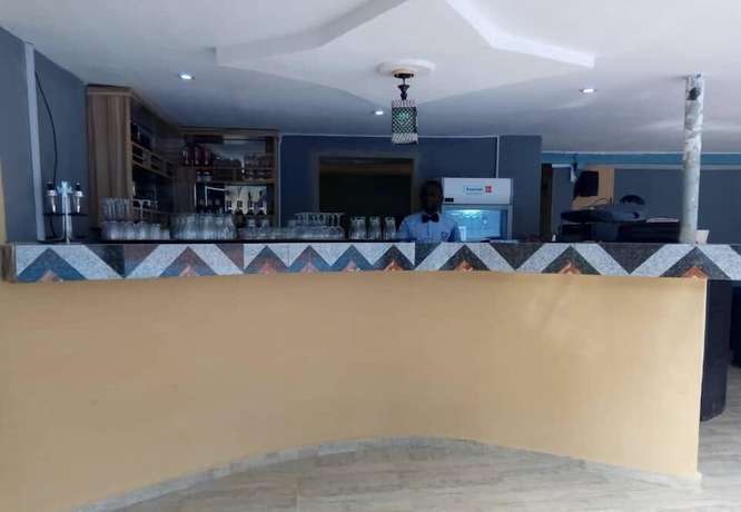 Imagen del bar/restaurante del Hotel Seth. Foto 5