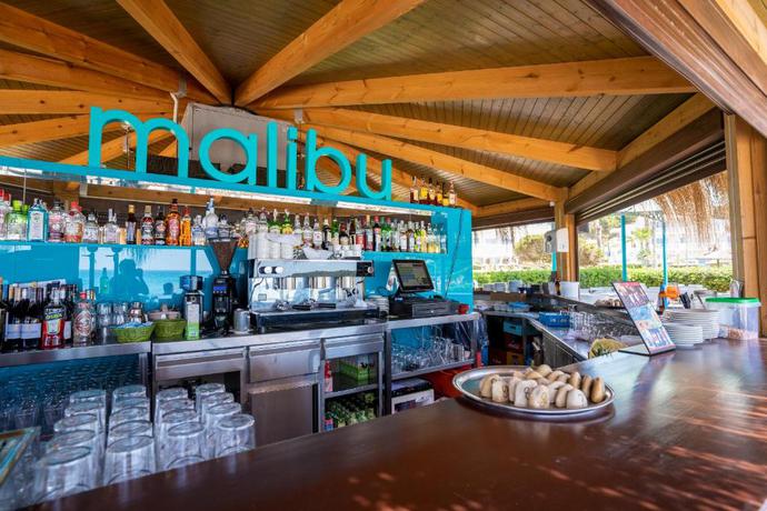 Imagen general del Hotel Seth Santo Tomas. Foto 9