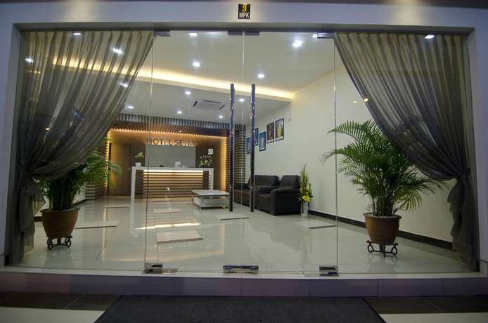 Imagen de la habitación del Hotel Setia. Foto 9
