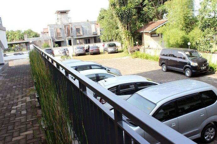 Imagen general del Hotel Setra Priangan Guesthouse. Foto 12