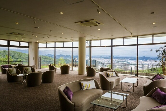 Imagen del bar/restaurante del Hotel Setre Highlandvilla Himeji. Foto 21
