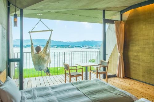 Imagen de la habitación del Hotel Setre Marina Biwako. Foto 6