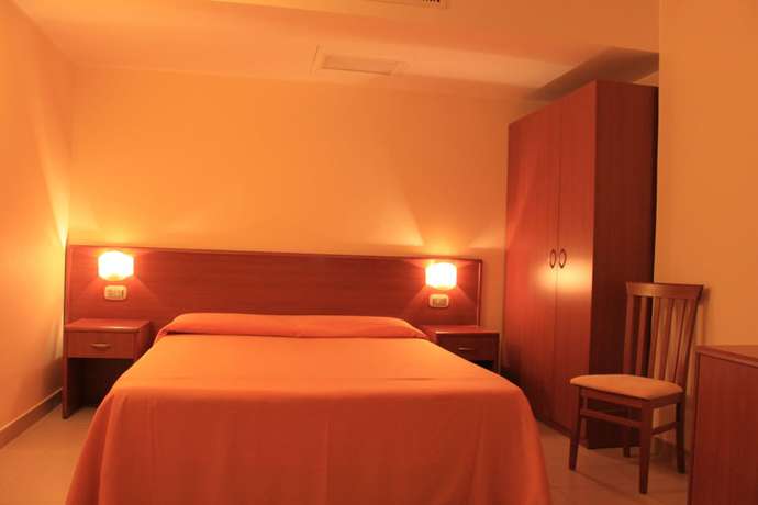 Imagen de la habitación del Hotel Sette e Mezzo. Foto 9