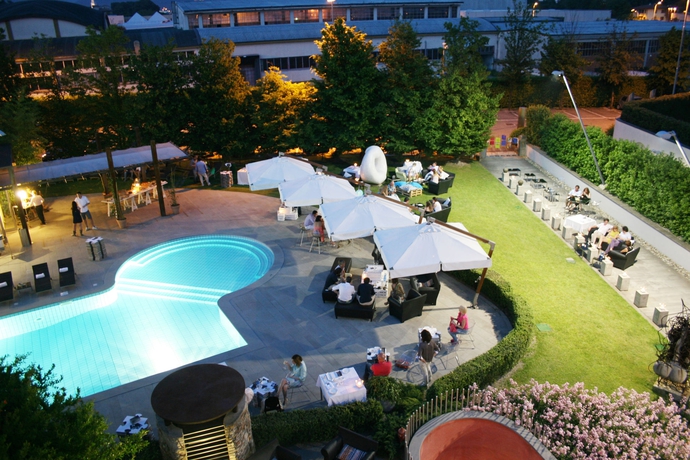 Imagen de la piscina del Hotel Settecento. Foto 15