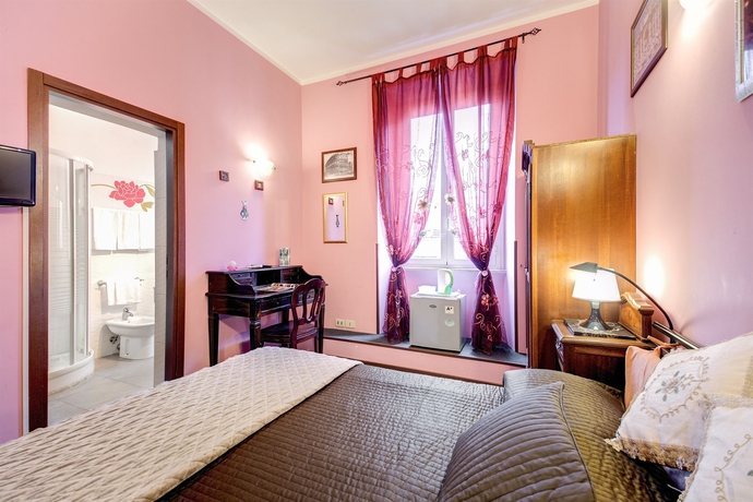 Imagen de la habitación del Hotel Settembre 95. Foto 2