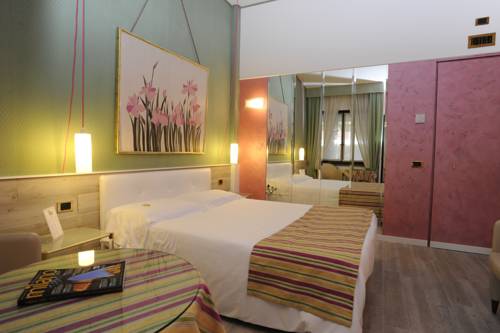 Imagen de la habitación del Hotel Settimotel. Foto 6