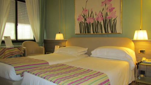 Imagen de la habitación del Hotel Settimotel. Foto 14