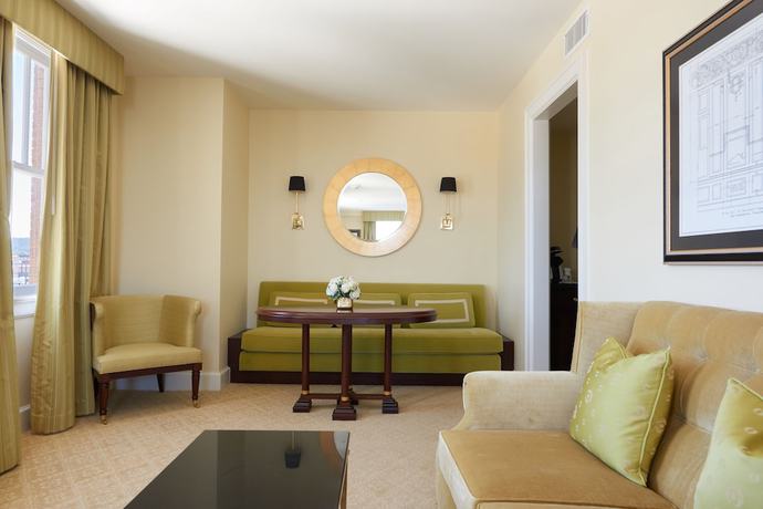 Imagen de la habitación del Hotel Settles. Foto 9