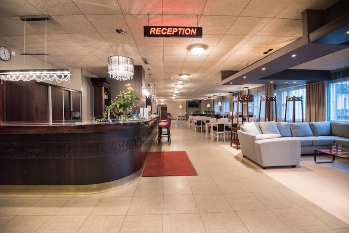Imagen de los interiores del Hotel Seurahovi. Foto 14