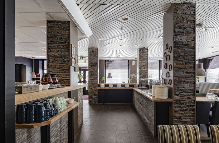 Imagen del bar/restaurante del Hotel Seurahuone. Foto 3