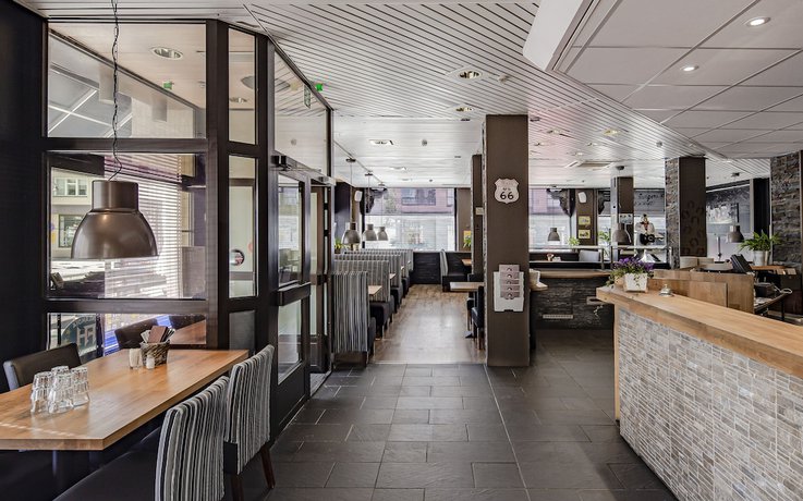 Imagen de los interiores del Hotel Seurahuone. Foto 19