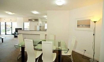 Imagen de la habitación del Hotel Sevan Apartments. Foto 2