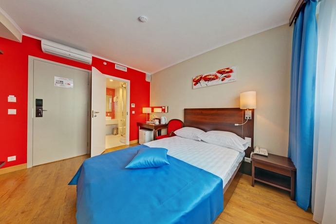 Imagen de la habitación del Hotel Sevastopol Modern. Foto 9
