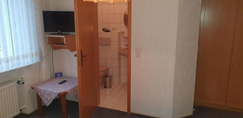 Imagen de la habitación del Hotel Sevda\'s Garni Weinforth. Foto 5
