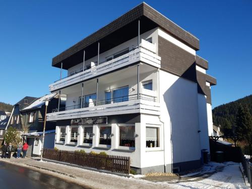 Imagen general del Hotel Sevda\'s Garni Weinforth. Foto 3