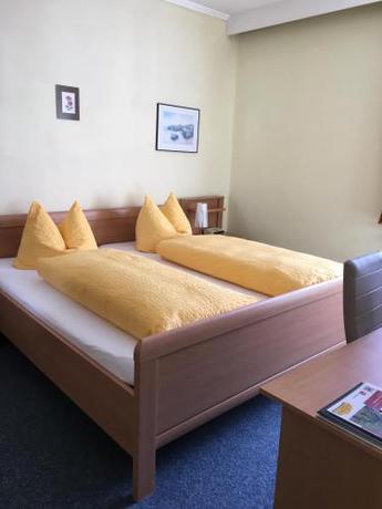Imagen de la habitación del Hotel Sevda\'s Garni Weinforth. Foto 9