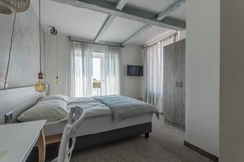 Imagen de la habitación del Hotel Seven Boutique, Ascona. Foto 4