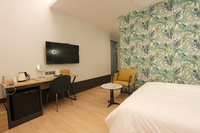 Imagen de la habitación del Hotel Seven Bricks Hotel. Foto 3