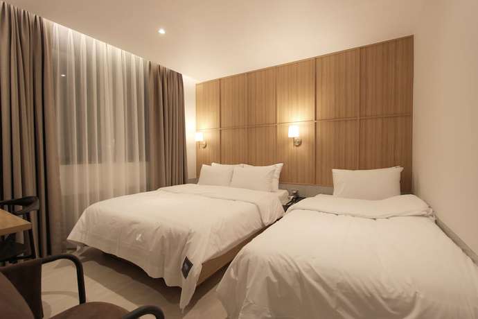 Imagen de la habitación del Hotel Seven Bricks Hotel. Foto 4