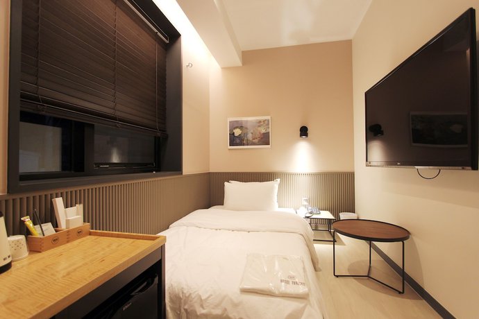Imagen de la habitación del Hotel Seven Bricks Hotel. Foto 7