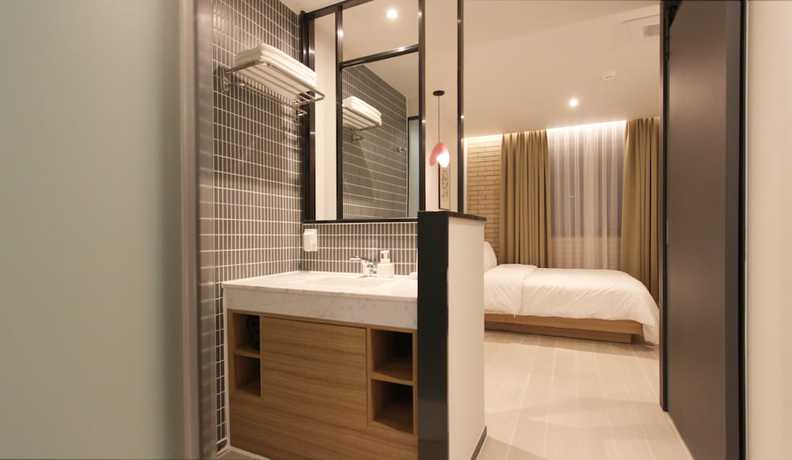 Imagen de la habitación del Hotel Seven Bricks Hotel. Foto 9