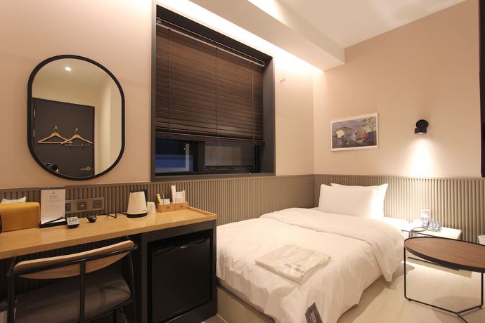 Imagen de la habitación del Hotel Seven Bricks Hotel. Foto 10