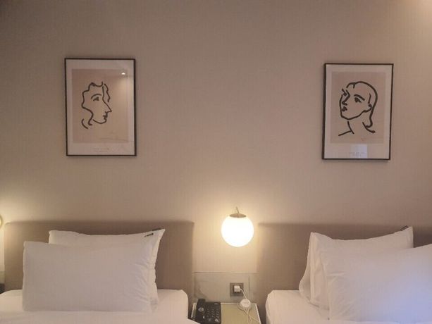 Imagen de la habitación del Hotel Seven Bricks Hotel. Foto 13
