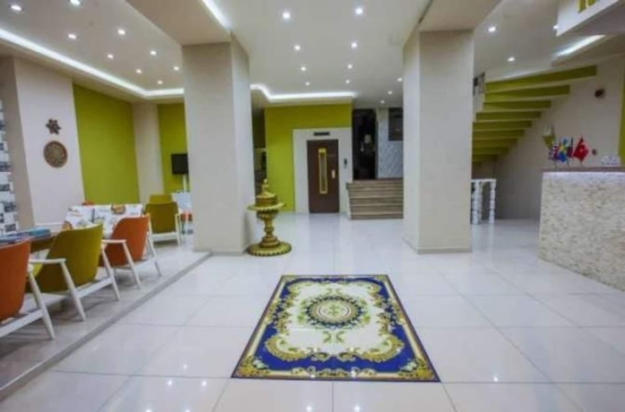 Imagen de los interiores del Hotel Seven Brothers. Foto 12