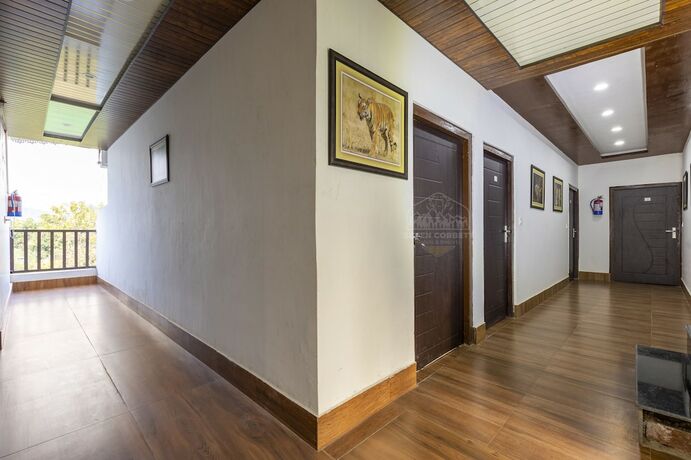 Imagen de los interiores del Hotel Seven Corbett Resort. Foto 19