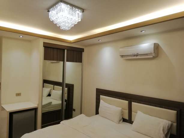 Imagen de la habitación del Hotel Seven Days. Foto 4