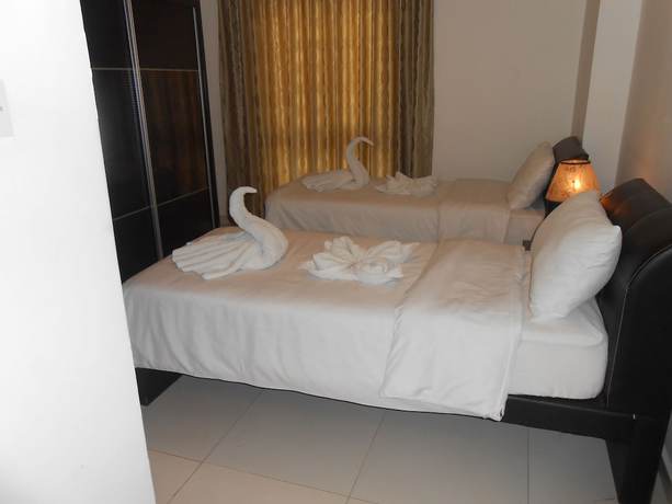 Imagen de la habitación del Hotel Seven Days. Foto 7