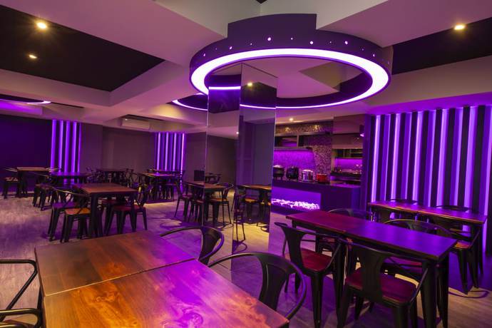 Imagen del bar/restaurante del Hotel Seven Fukun. Foto 6