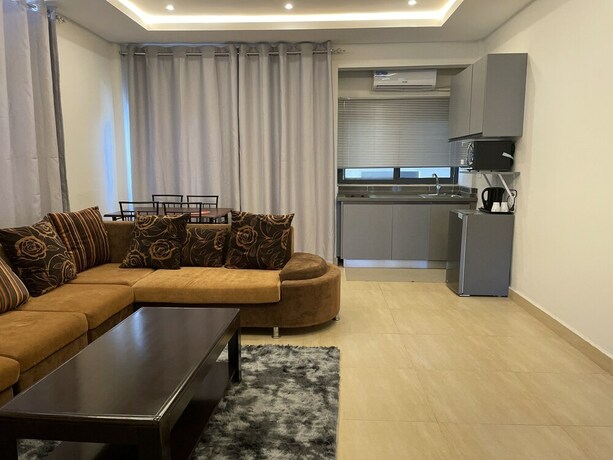 Imagen general del Hotel Seven Heaven Plaza. Foto 16