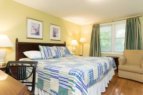 Imagen de la habitación del Hotel Seven Hills Inn, Lenox. Foto 4