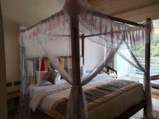 Imagen de la habitación del Hotel Seven Hillss and Resorts. Foto 9