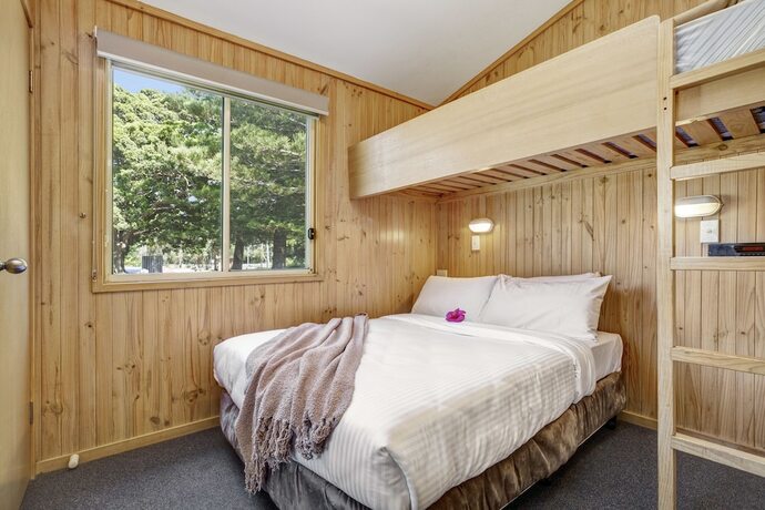 Imagen de la habitación del Hotel Seven Mile Beach Holiday Park. Foto 15