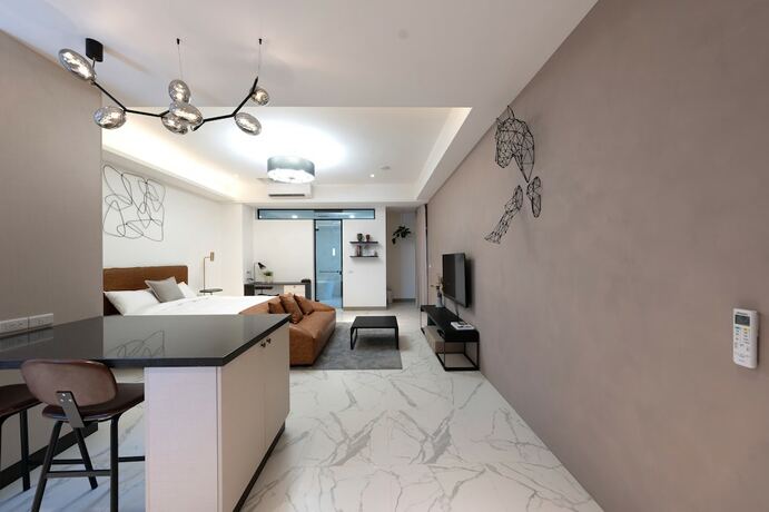 Imagen de la habitación del Hotel Seven Nights. Foto 11