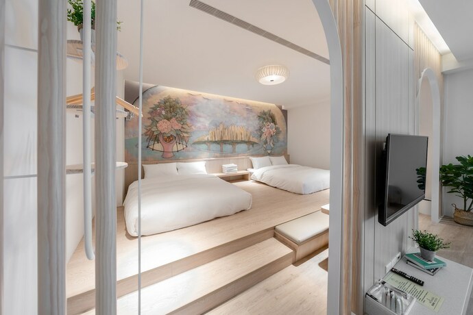 Imagen de la habitación del Hotel Seven Nights. Foto 15