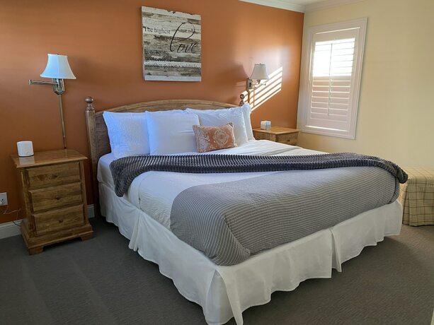 Imagen de la habitación del Hotel Seven Oaks Bed and Breakfast. Foto 18