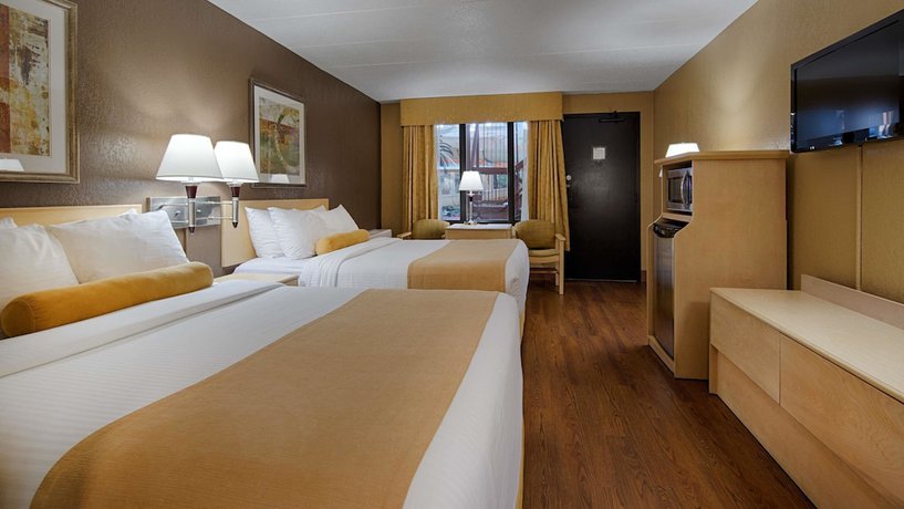 Imagen de la habitación del Hotel Seven Oaks Hotel Regina, SureStay Collection by Best Western. Foto 4