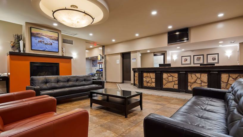 Imagen de los interiores del Hotel Seven Oaks Hotel Regina, SureStay Collection by Best Western. Foto 16
