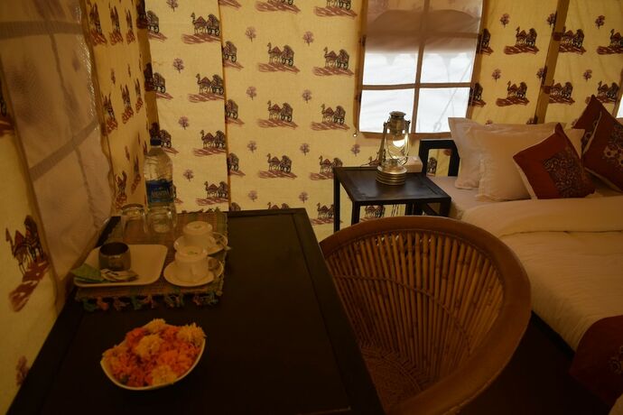 Imagen de la habitación del Hotel Seven Palms Desert Camp. Foto 17