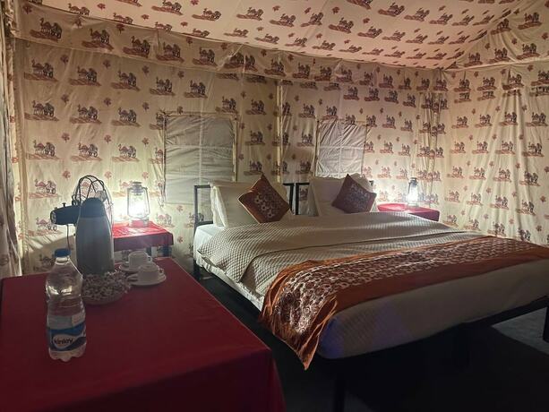 Imagen general del Hotel Seven Palms Desert Camp. Foto 11